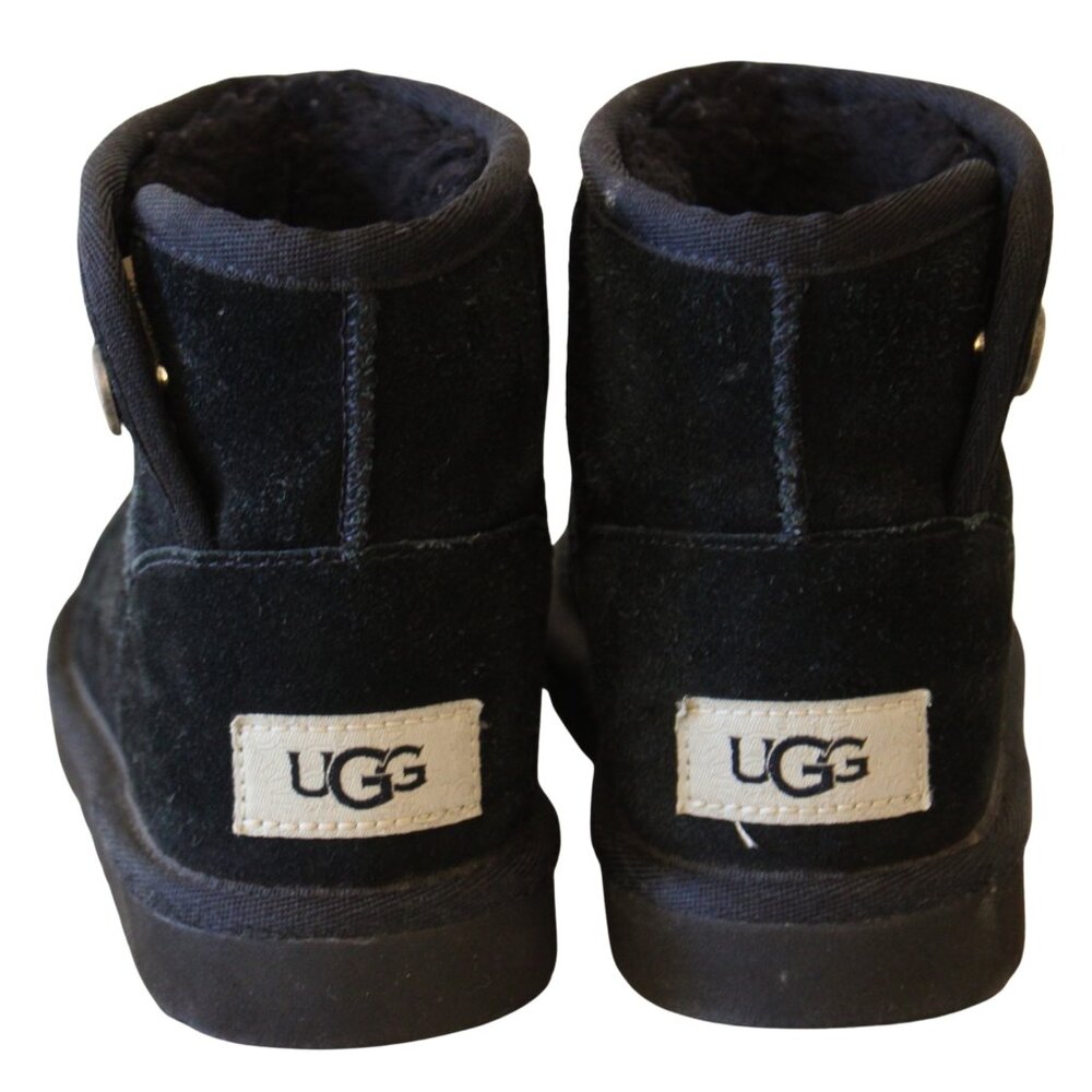 Little Kid Uggs Size 11